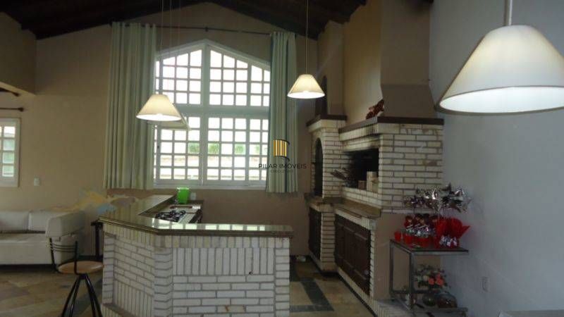 Casa para Venda - 400m², 4 dormitórios, sendo 1 suites, 4 vagas - Jardim Sabará