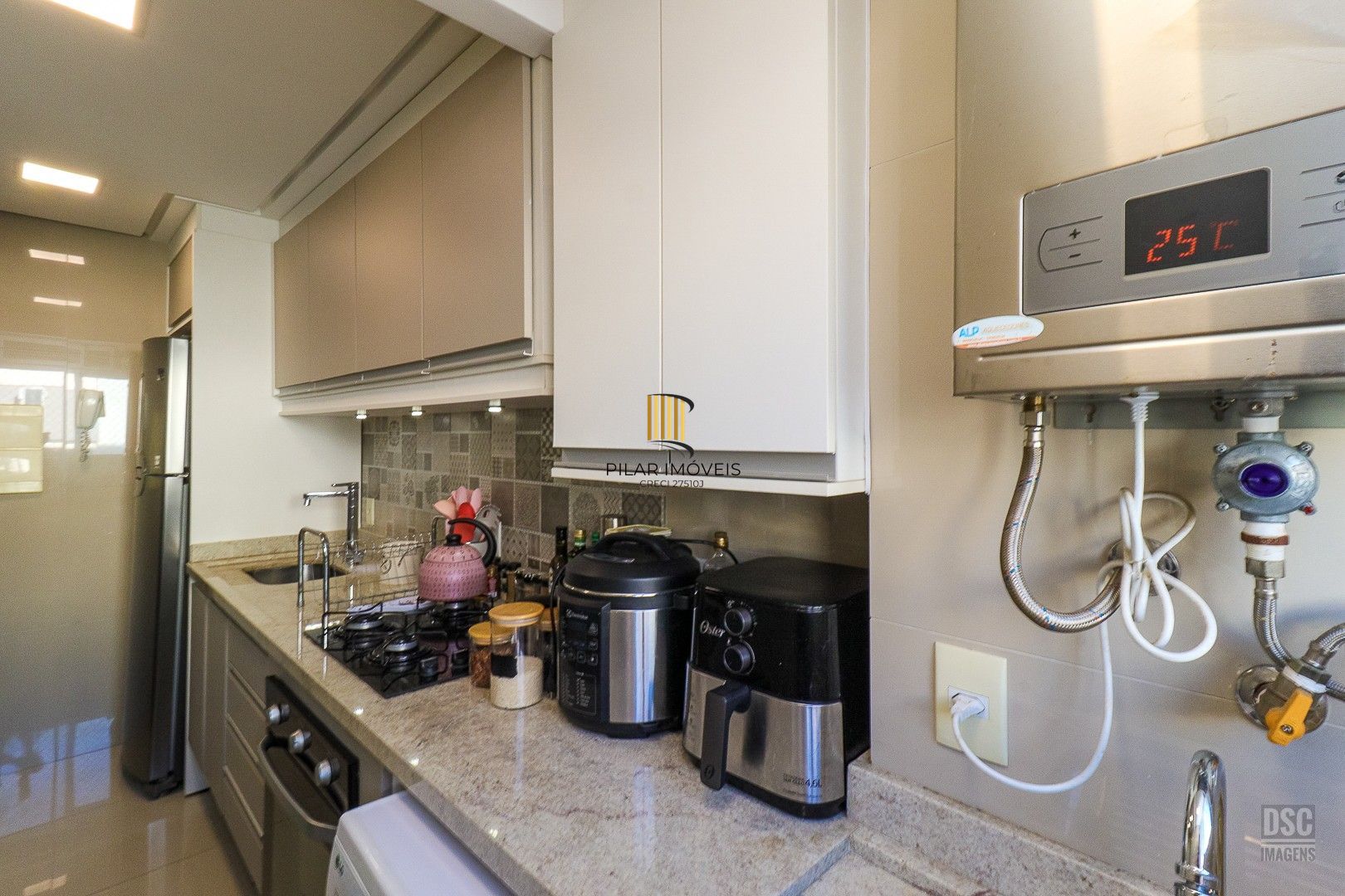 Apartamento aconchegante na Dr. Campos Velho | 2 dormitórios com vaga de garagem