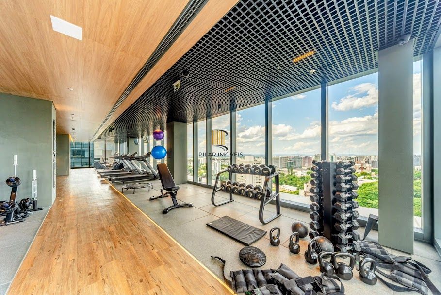 Loft no Condomínio Carlos Gomes Square no bairro Três Figueiras