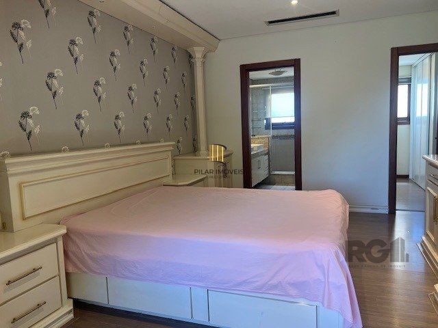 Apartamento 4 dormitórios no bairro Auxiliadora
