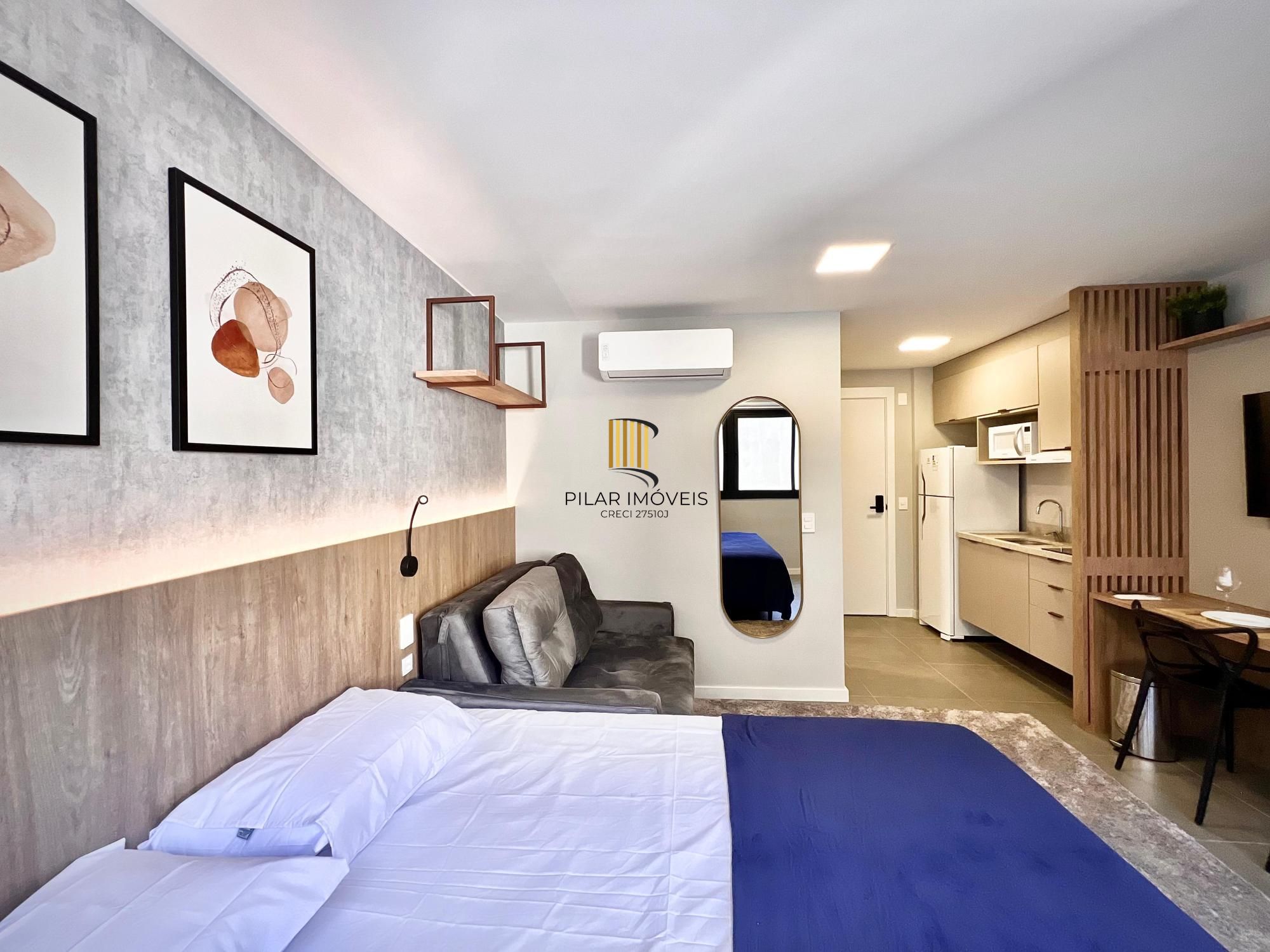 Loft 1 dormitório no bairro Mont Serrat