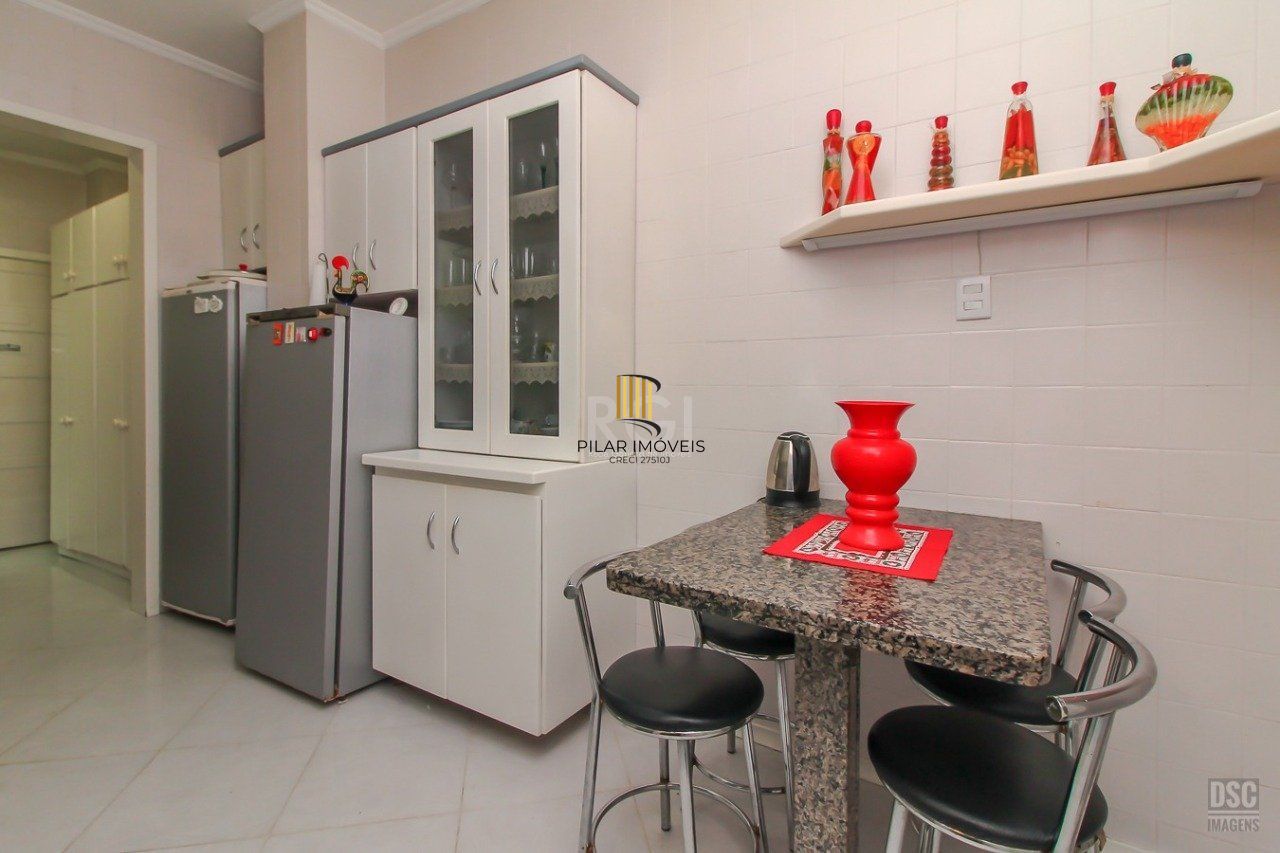 Apartamento para Venda - 144.13m², 3 dormitórios, 1 vaga - Centro Histórico