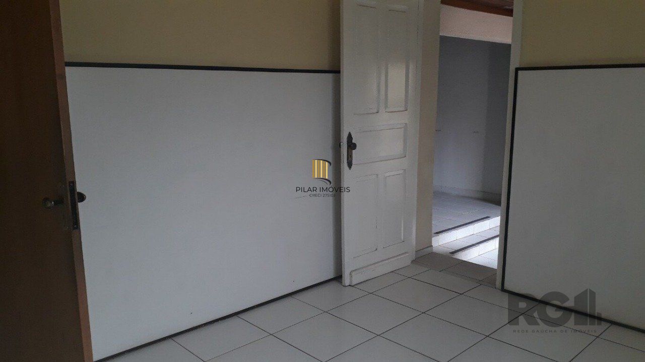 Casa 5 dormitórios no bairro Cavalhada