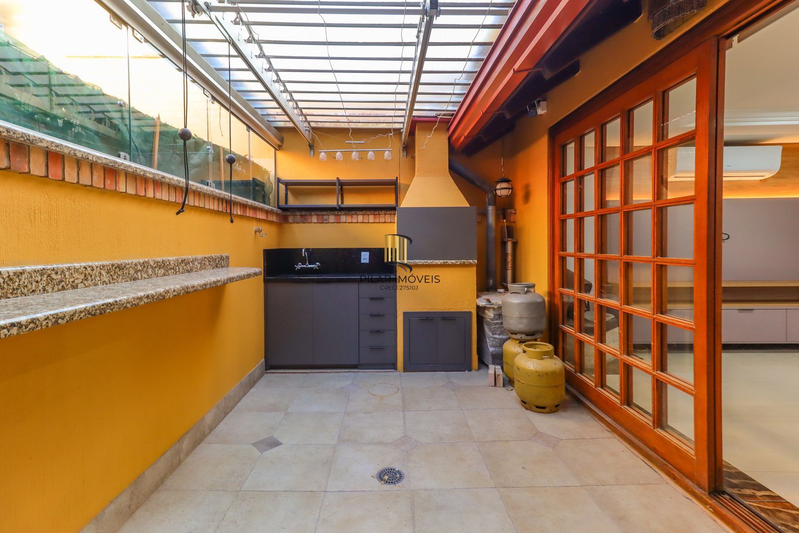 Casa em condomínio 4 dorms a venda na Av. Coronel Marcos,  Pedra Redonda, POA