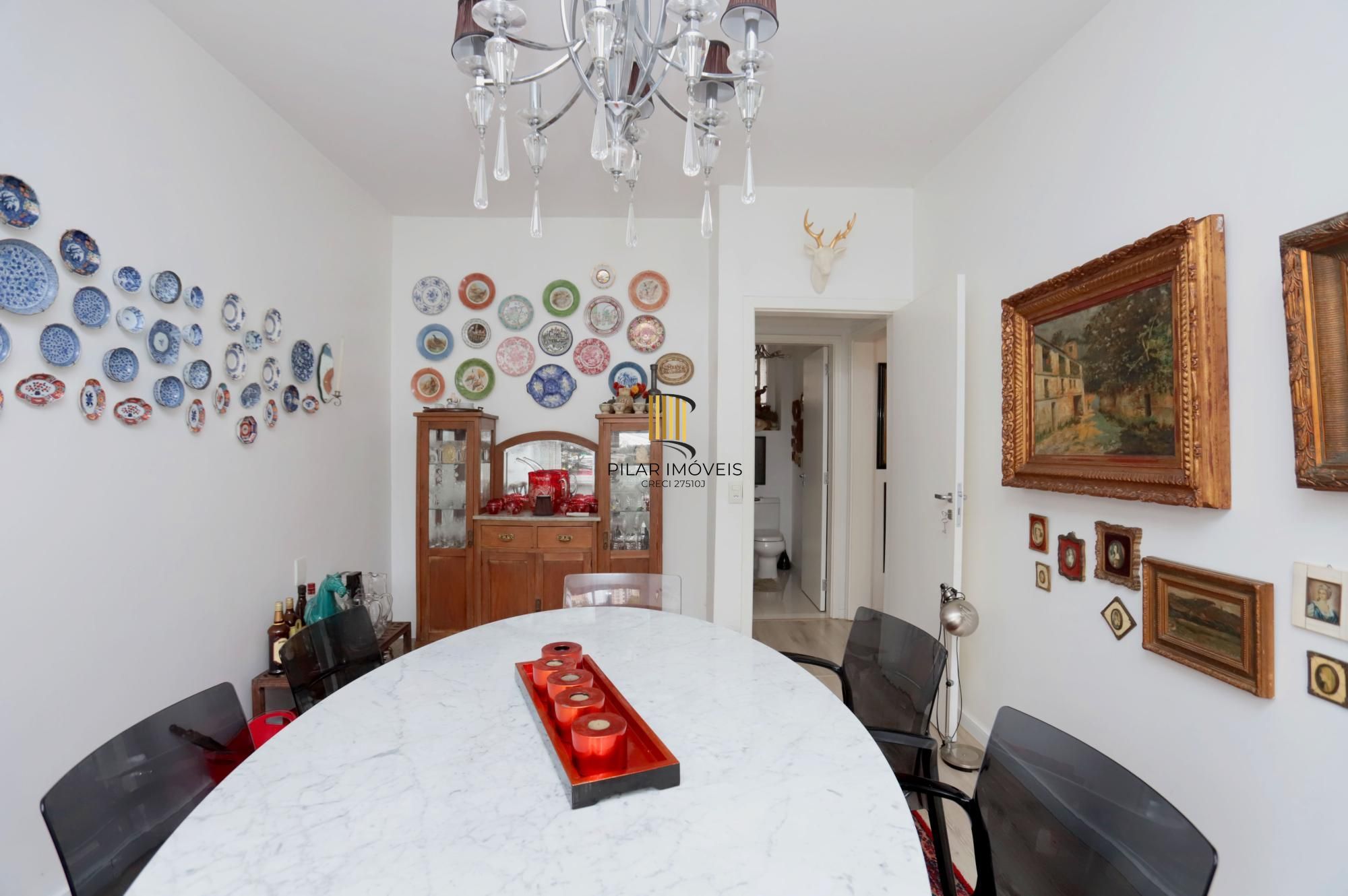Apartamento 5 dormitórios no bairro Bom Fim