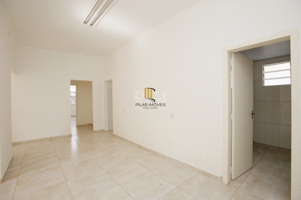 Prédio Comercial 2 dormitórios no bairro Navegantes