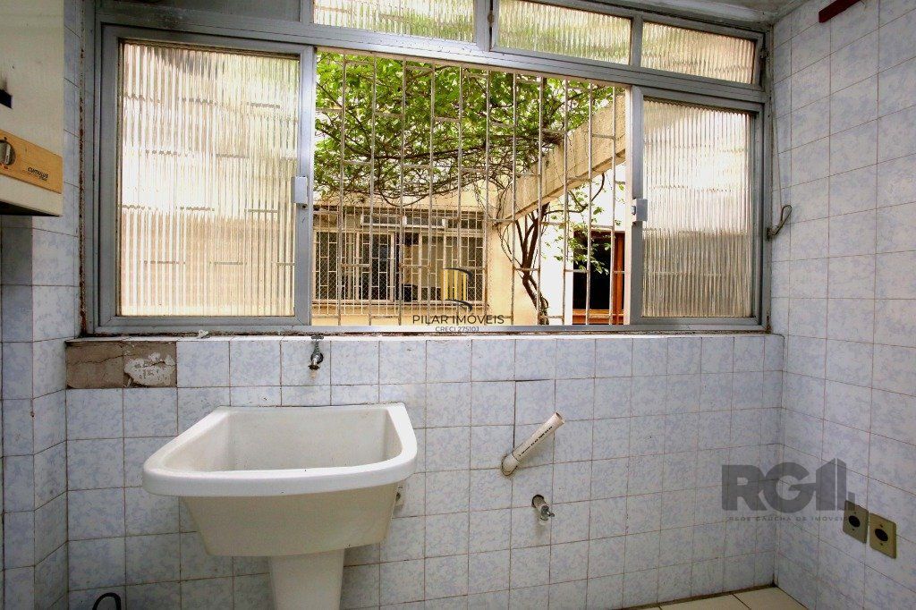 Apartamento 3 dormitórios no bairro Mont Serrat