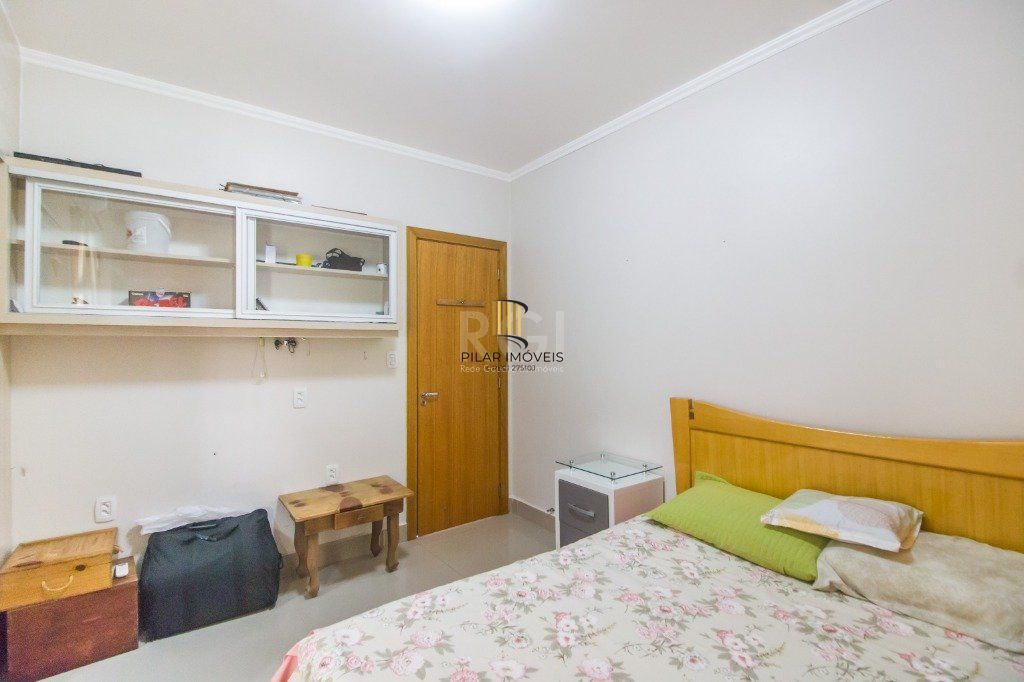 Casa para Venda - 380.83m², 5 dormitórios, sendo 1 suites, 2 vagas - Glória