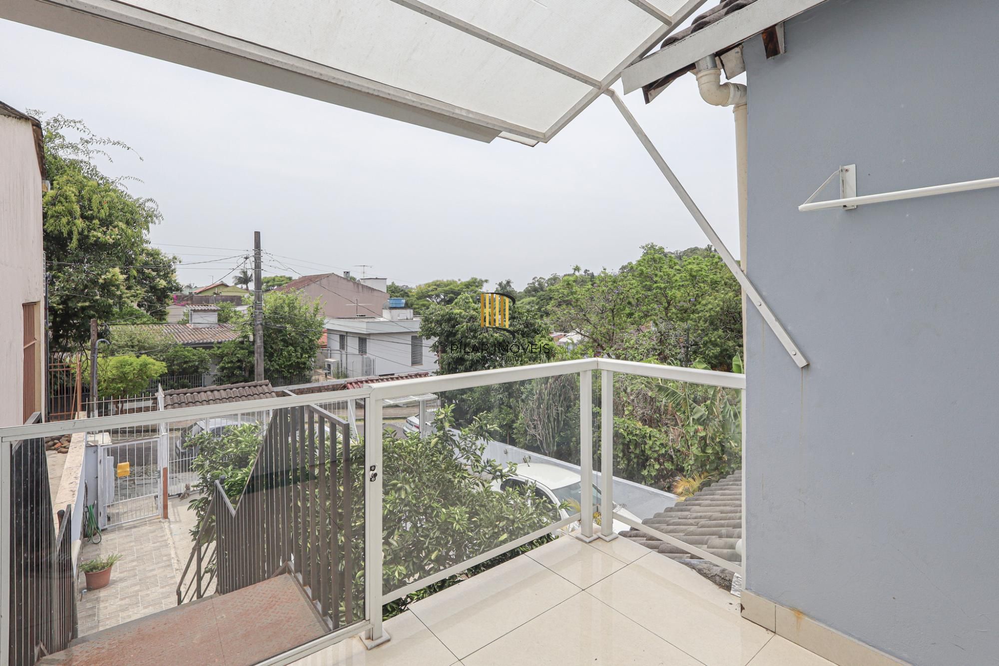 Casa semi mobiliada, 4 dormitórios no Bairro Jardim Sabará