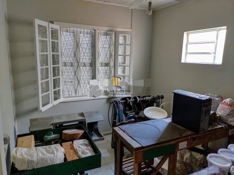 Casa para Venda - 181m², 4 dormitórios, 1 vaga - Rio Branco