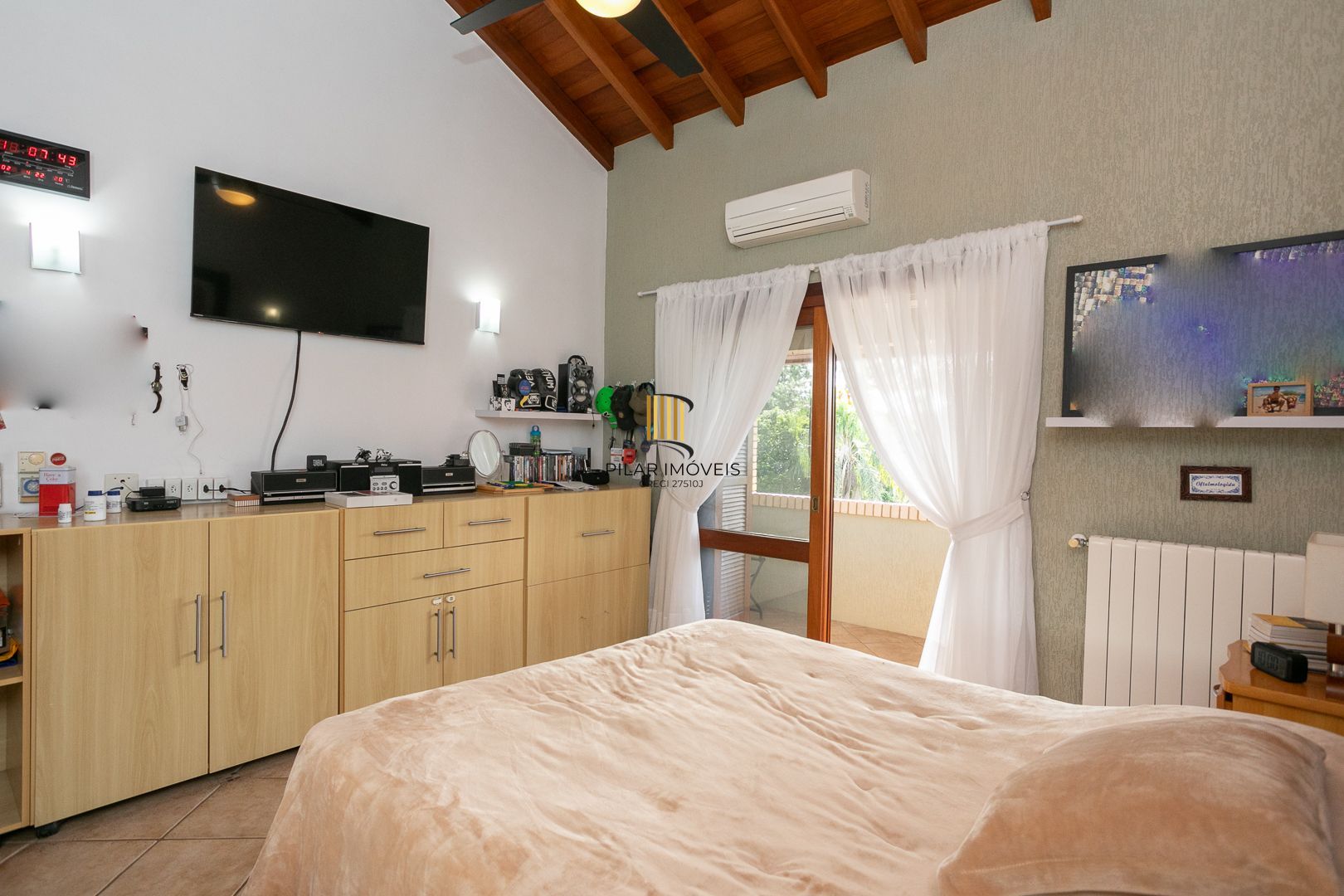 Casa mobiliada em condomínio