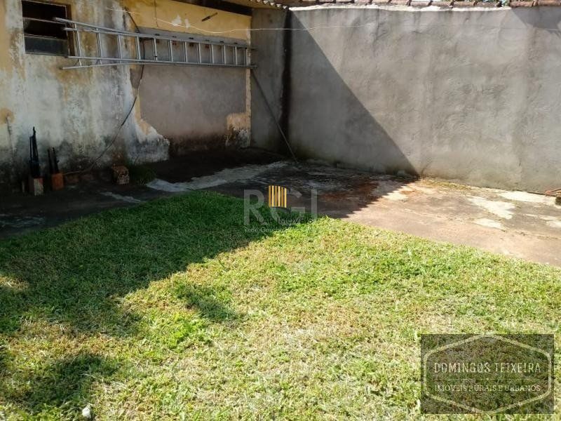 Casa para Venda - 300m², 3 dormitórios, 2 vagas - Jardim Leopoldina