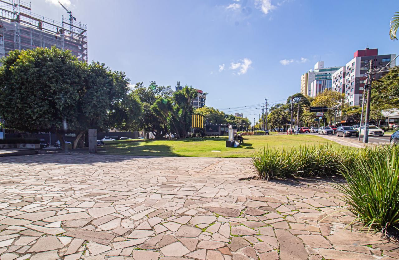 Apartamento à Venda 3 dorm. Vaga de garagem em ótima localização, Boa Vista POA