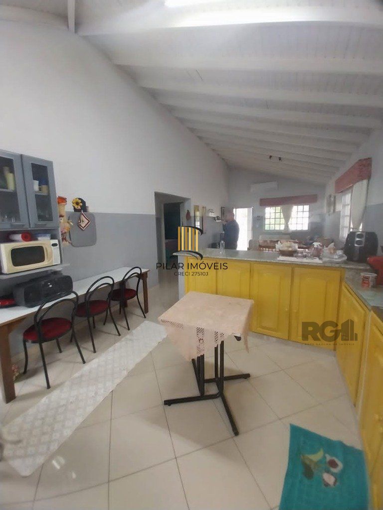Casa 2 dormitórios no bairro Florida