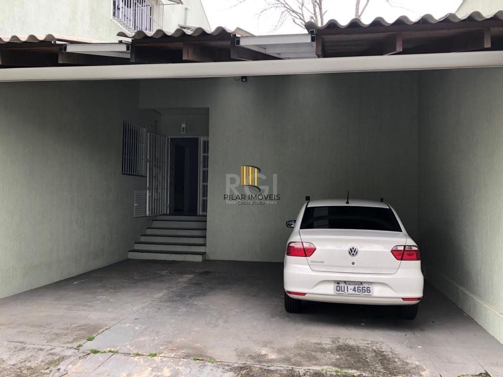Casa para Venda - 259m², 4 dormitórios, sendo 1 suites, 4 vagas - Coronel Aparício Borges