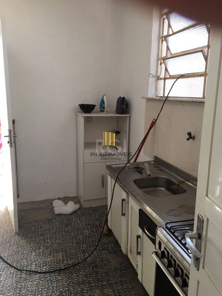 Casa 1 Dormitório(s) Bairro Floresta