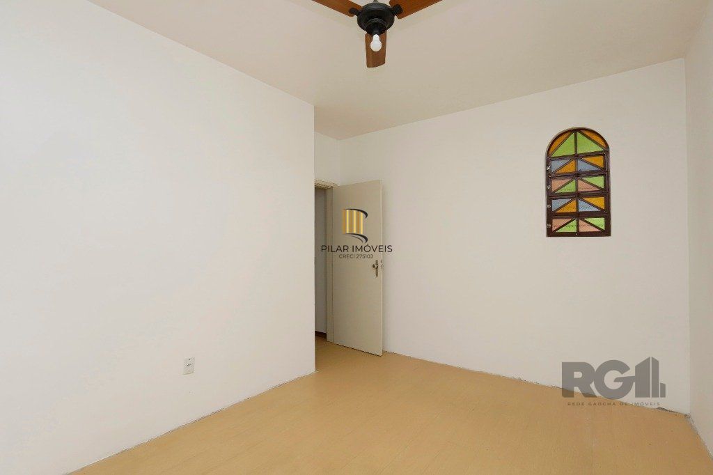 Casa 5 dormitórios no bairro Partenon