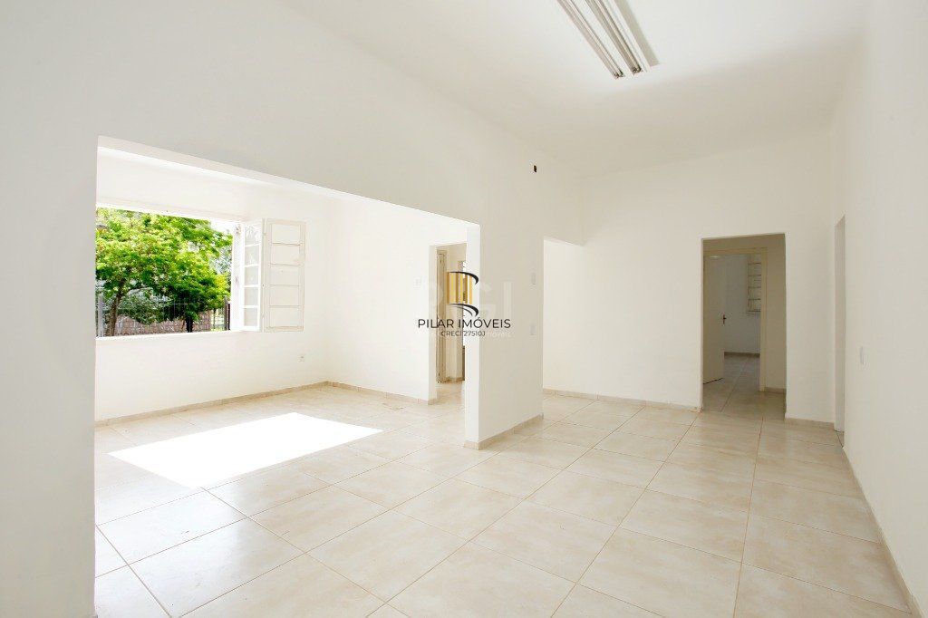Prédio Comercial 2 dormitórios no bairro Navegantes
