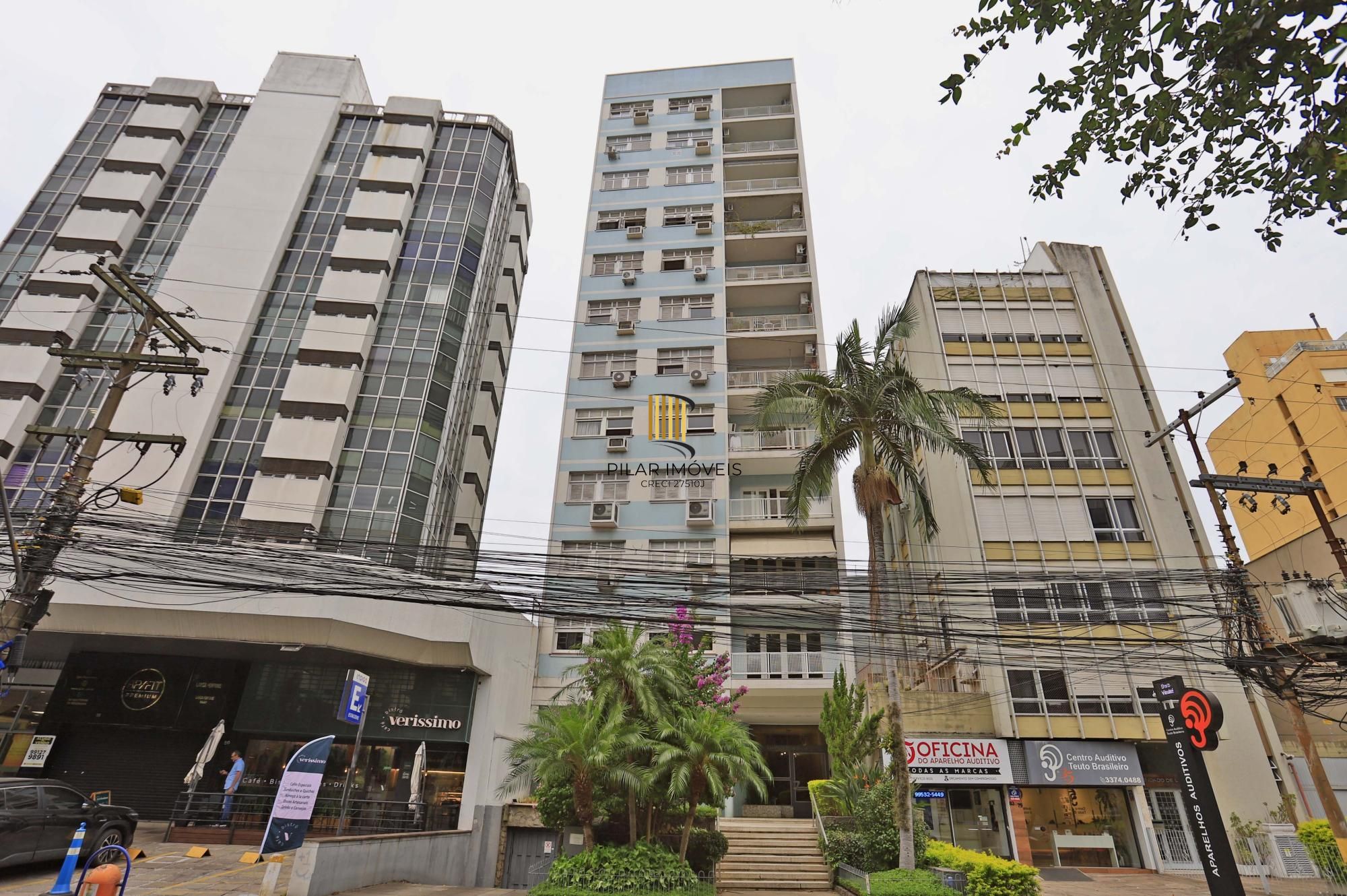 Apartamento 03 dormitórios revitalizado no Moinhos de Vento em Porto Alegre.