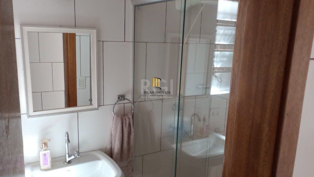 Casa para Venda - 160m², 3 dormitórios, sendo 1 suites, 2 vagas - Santa Maria Goretti