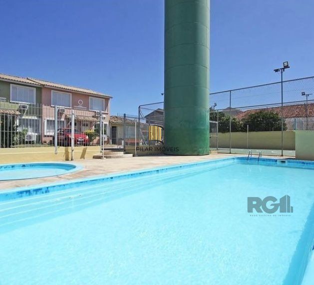 Vendo Casa em Condomínio Com Infra no Bairro Sarandi em Porto Alegre.