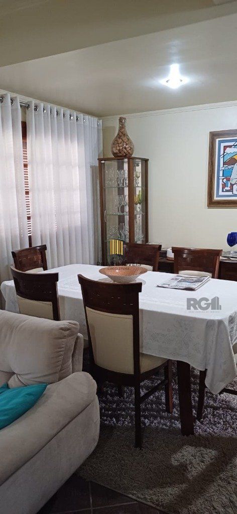 Casa 3 dormitórios no bairro Jardim Sabará