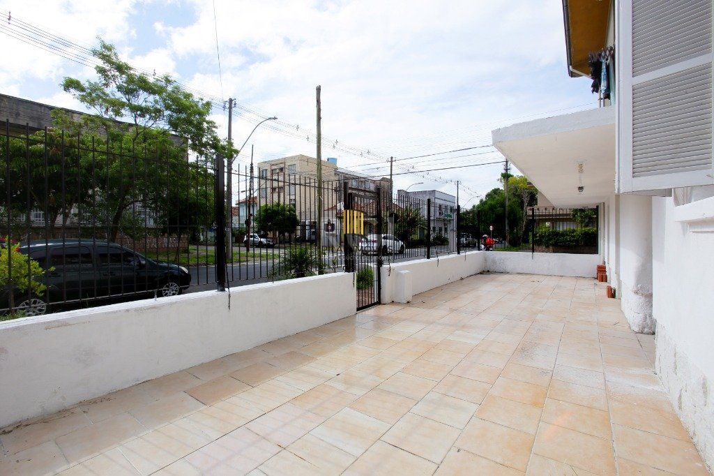 Prédio Comercial 2 dormitórios no bairro Navegantes