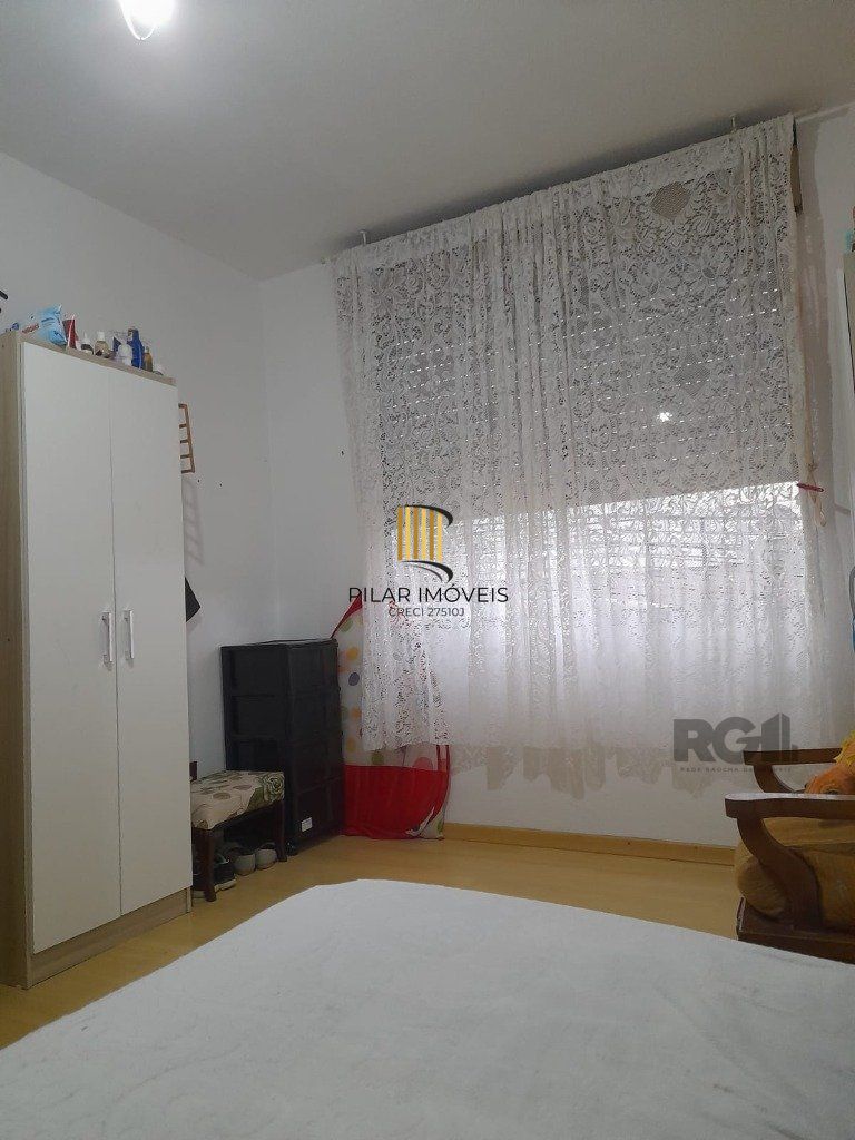 Apartamento 2 Dormitório(s) Bairro Azenha