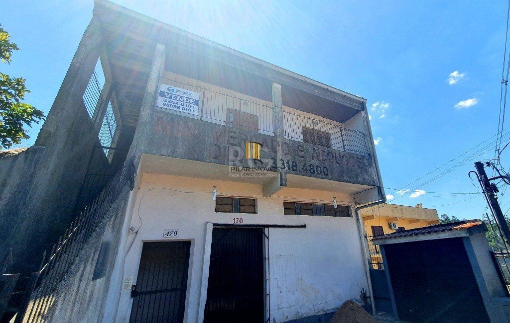 Casa para Venda - 290m², 4 dormitórios, sendo 2 suites, 2 vagas - Cascata