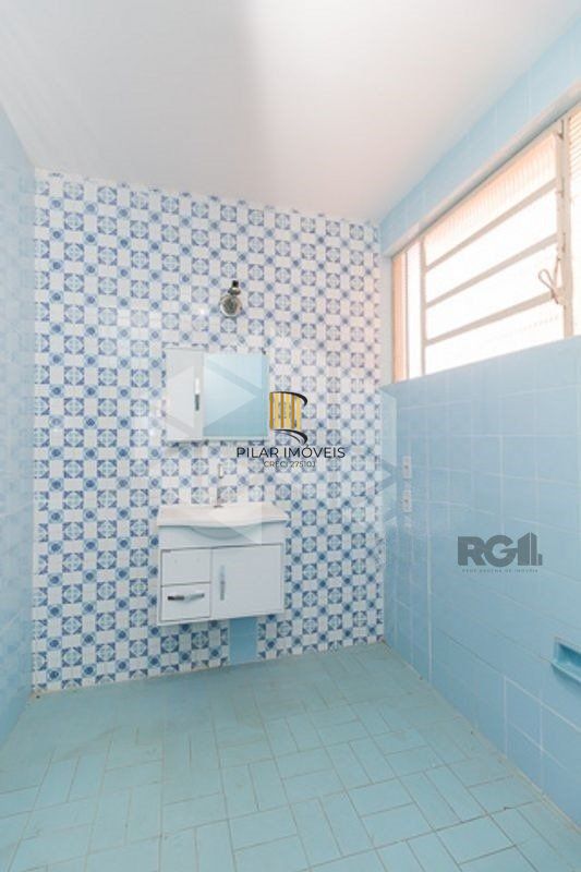 Casa 4 dormitórios no bairro Chácara das Pedras
