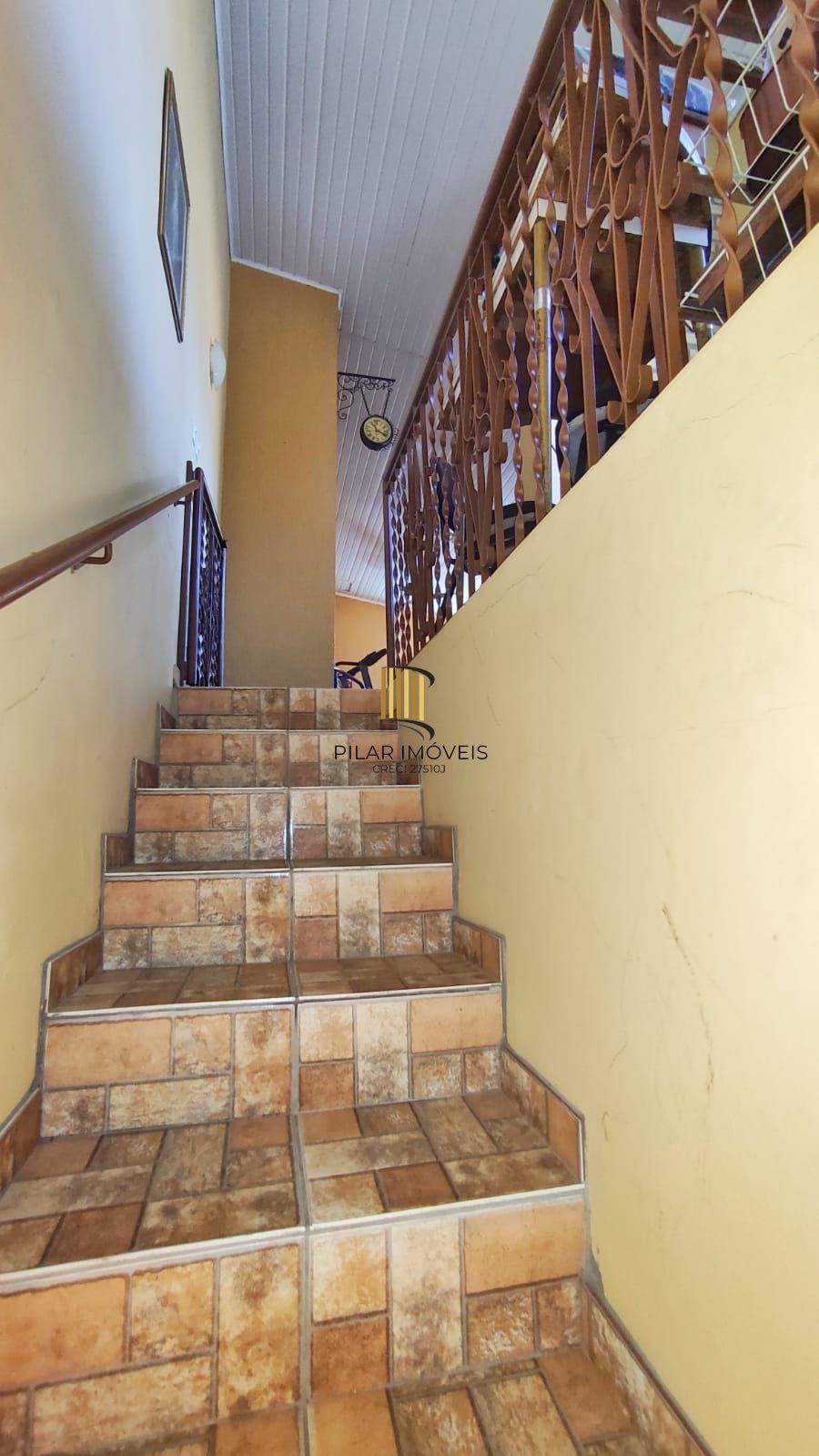 Casa com 4 Quartos e 2 banheiros e  2 Suites à Venda, 153 m² por R$ 990.000