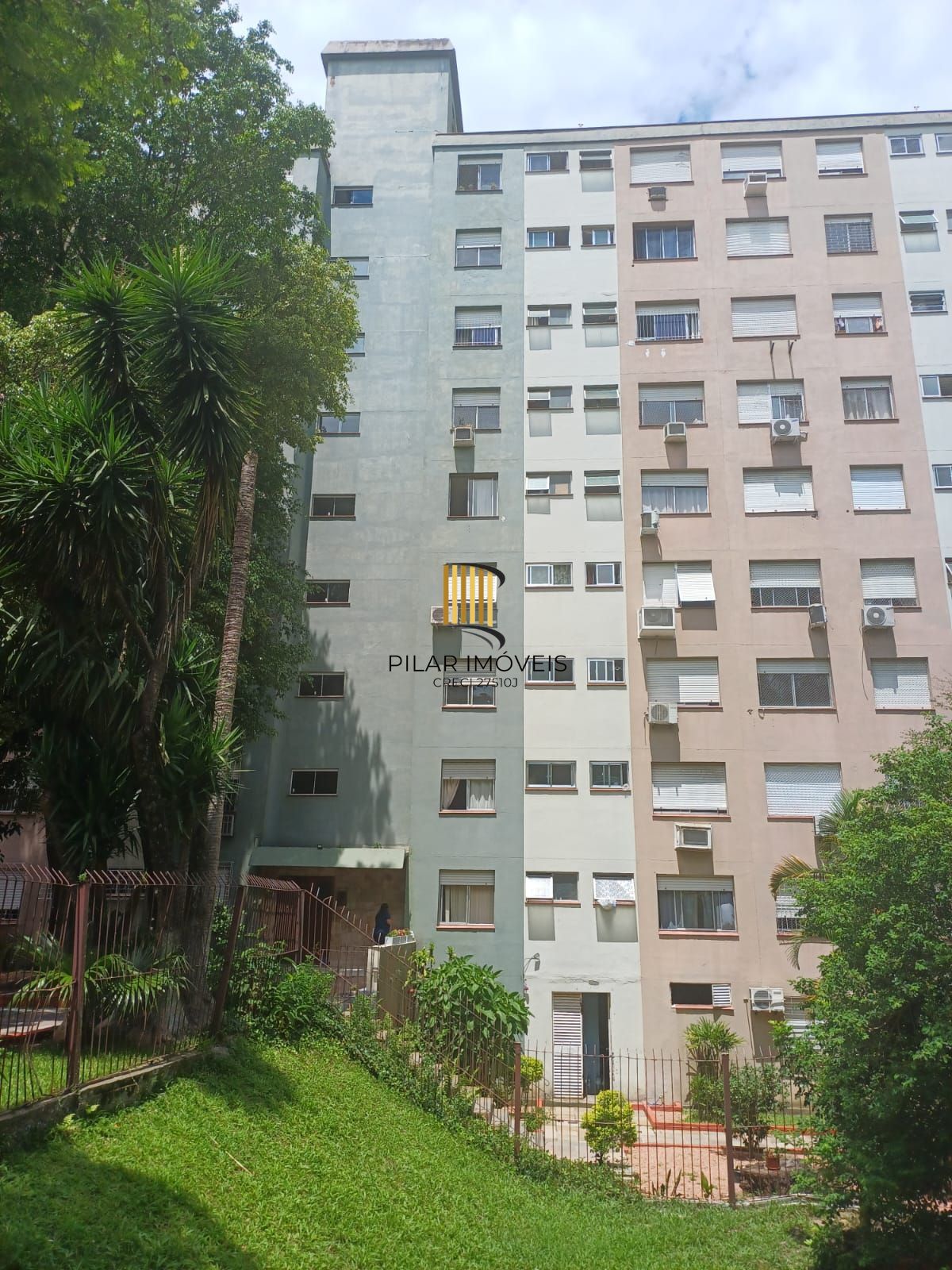 Apartamento 2 dormitórios no bairro Jardim Sabará