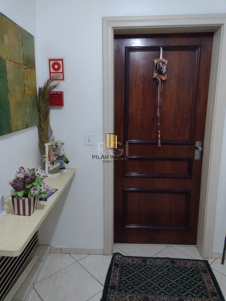 Apartamento para Venda - 118.1m², 3 dormitórios, sendo 1 suites, 1 vaga - Centro