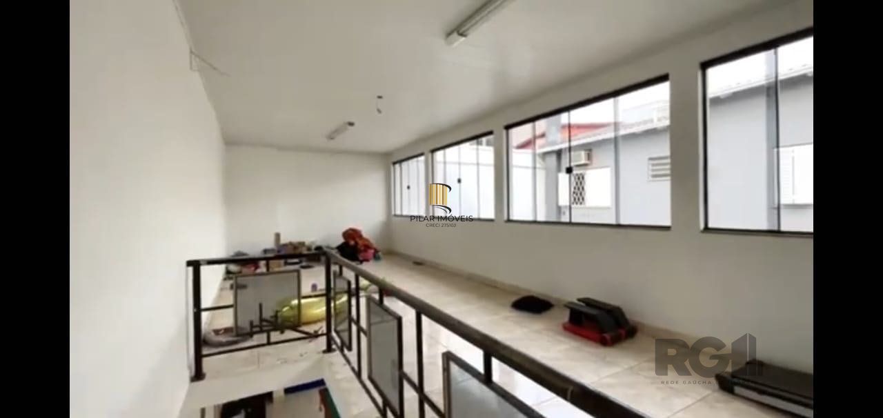 Excelente casa de 70m² com 3 dormitórios no bairro Sarandi. 