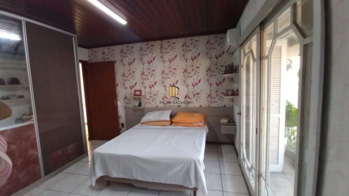 Vende sobrado Espaçoso e Aconchegante em Canoas, RS