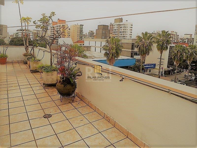 Cobertura para Venda - 166m², 3 dormitórios, sendo 1 suites, 1 vaga - Menino Deus