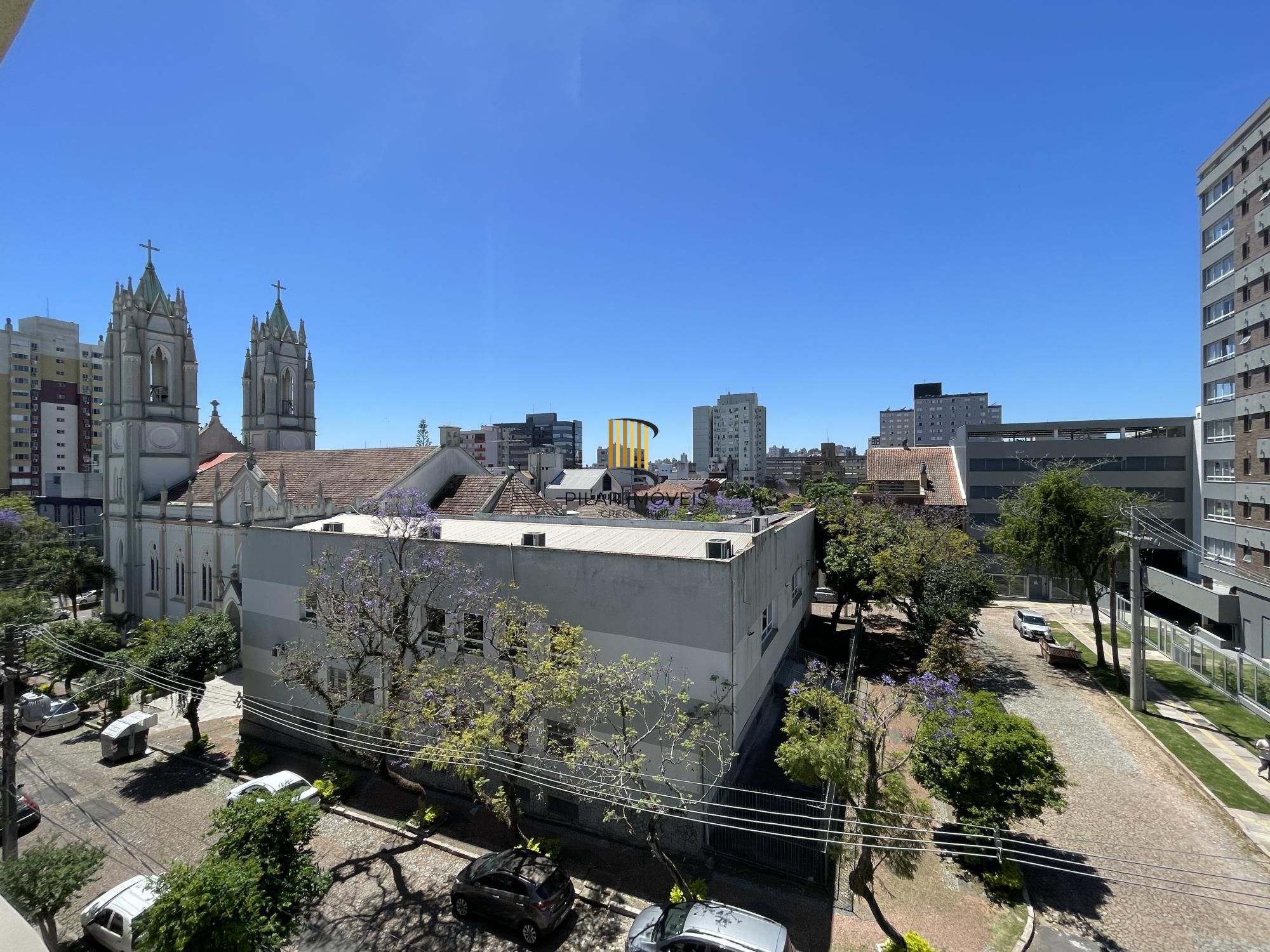 No Moinhos De Vento 02 Dorm. 02 Vagas , Churrasqueira, muito sol e privacidade