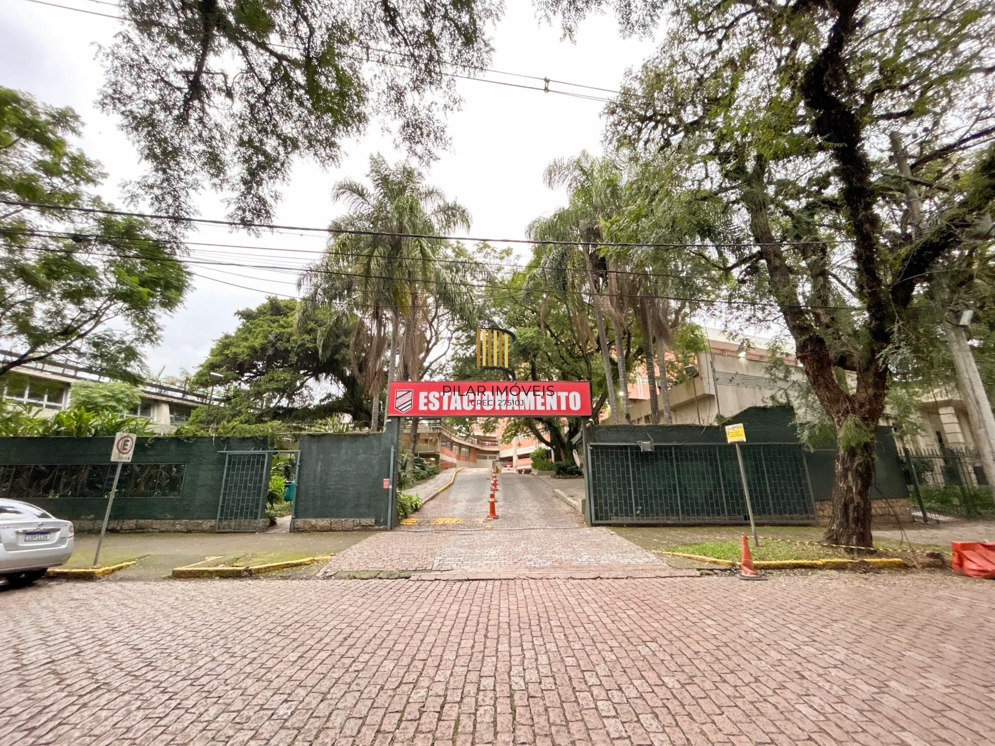 Apartamento de 3 dormitórios à Venda na Rua Dona Leopoldina.