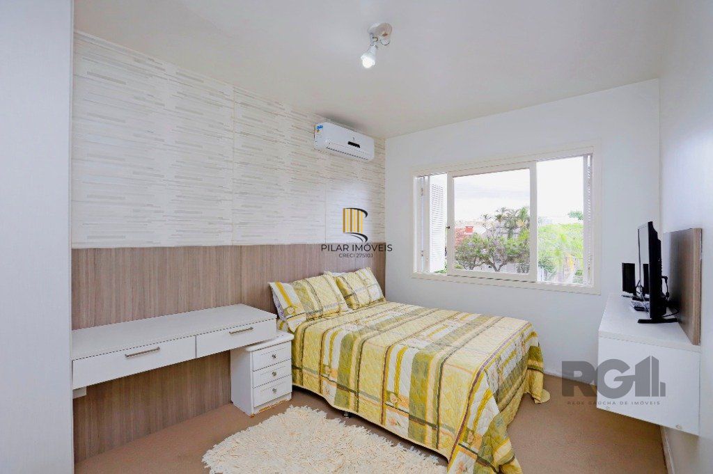 Casa 04 suítes no Bairro Ipanema em Porto Alegre