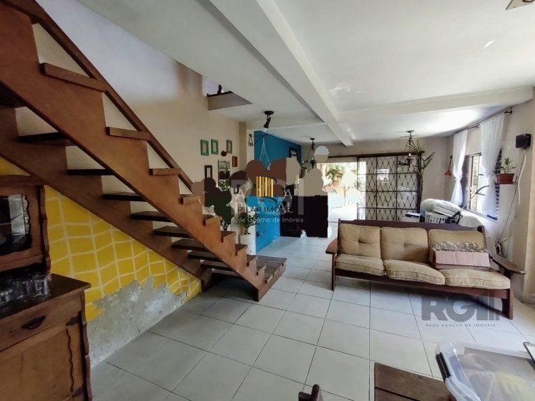 Casa para Venda - 181m², 4 dormitórios, 1 vaga - Rio Branco