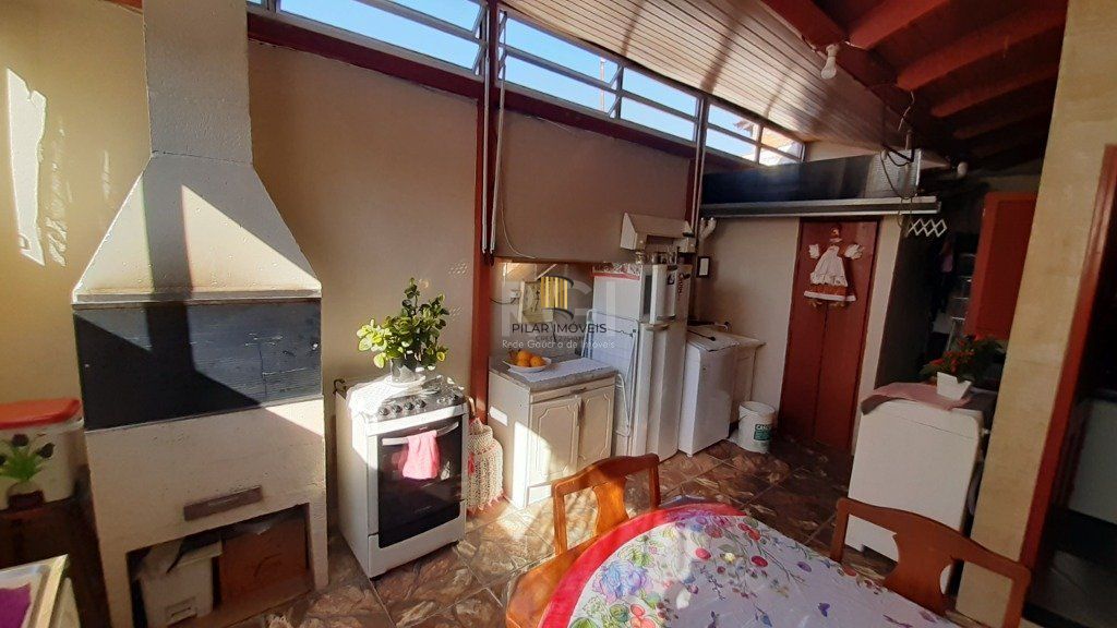 Casa para Venda - 98m², 3 dormitórios, sendo 1 suites, 1 vaga - Jardim Algarve