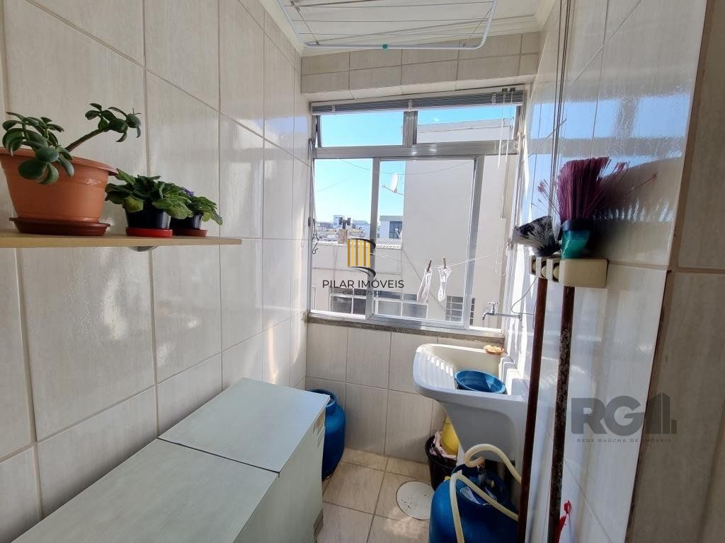 Apartamento a Venda 02 Dormitórios, Bairro Floresta próximo ao Rissul