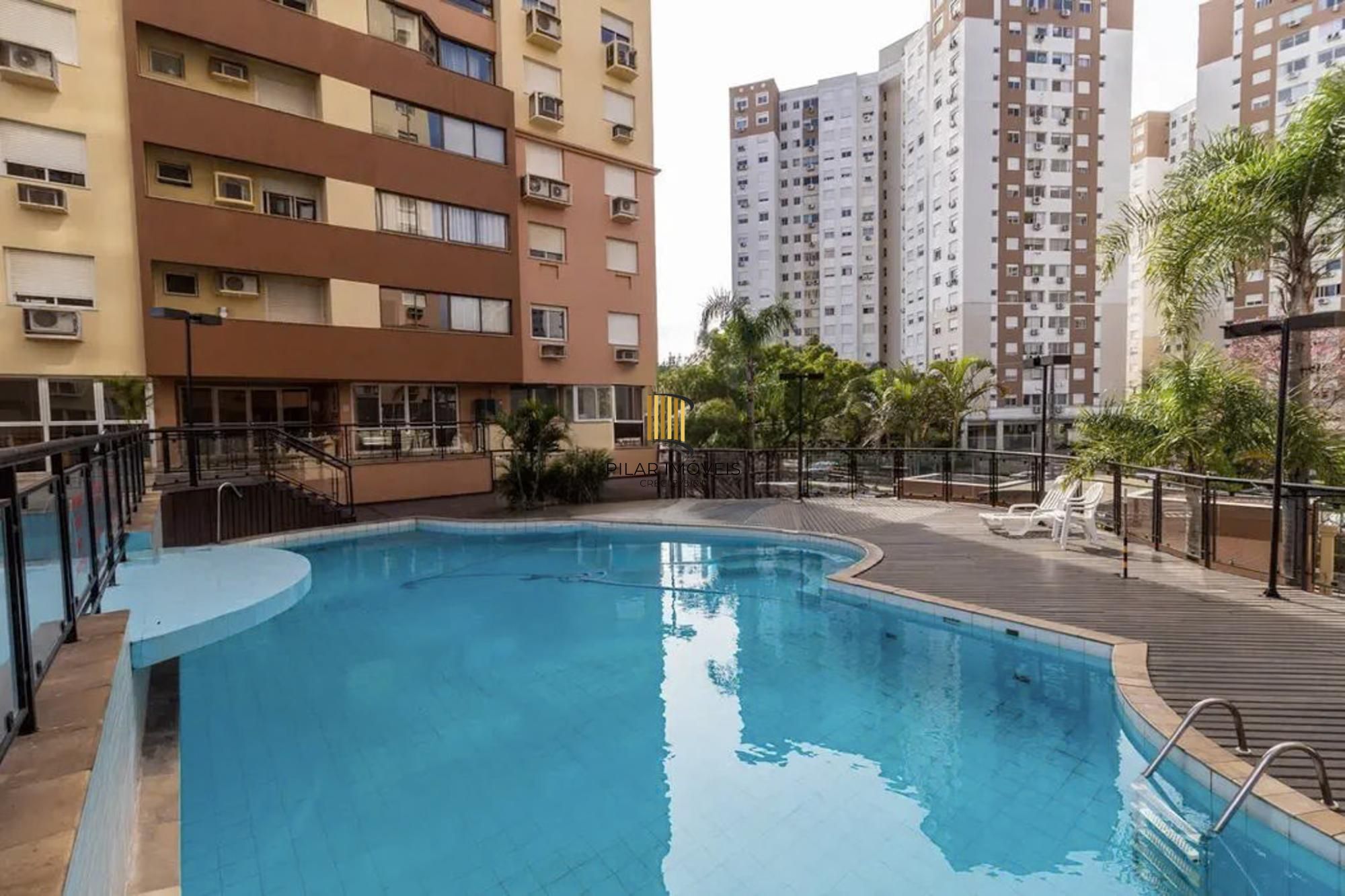 Apartamento 03 quartos com suite e garagem para 02 carros.