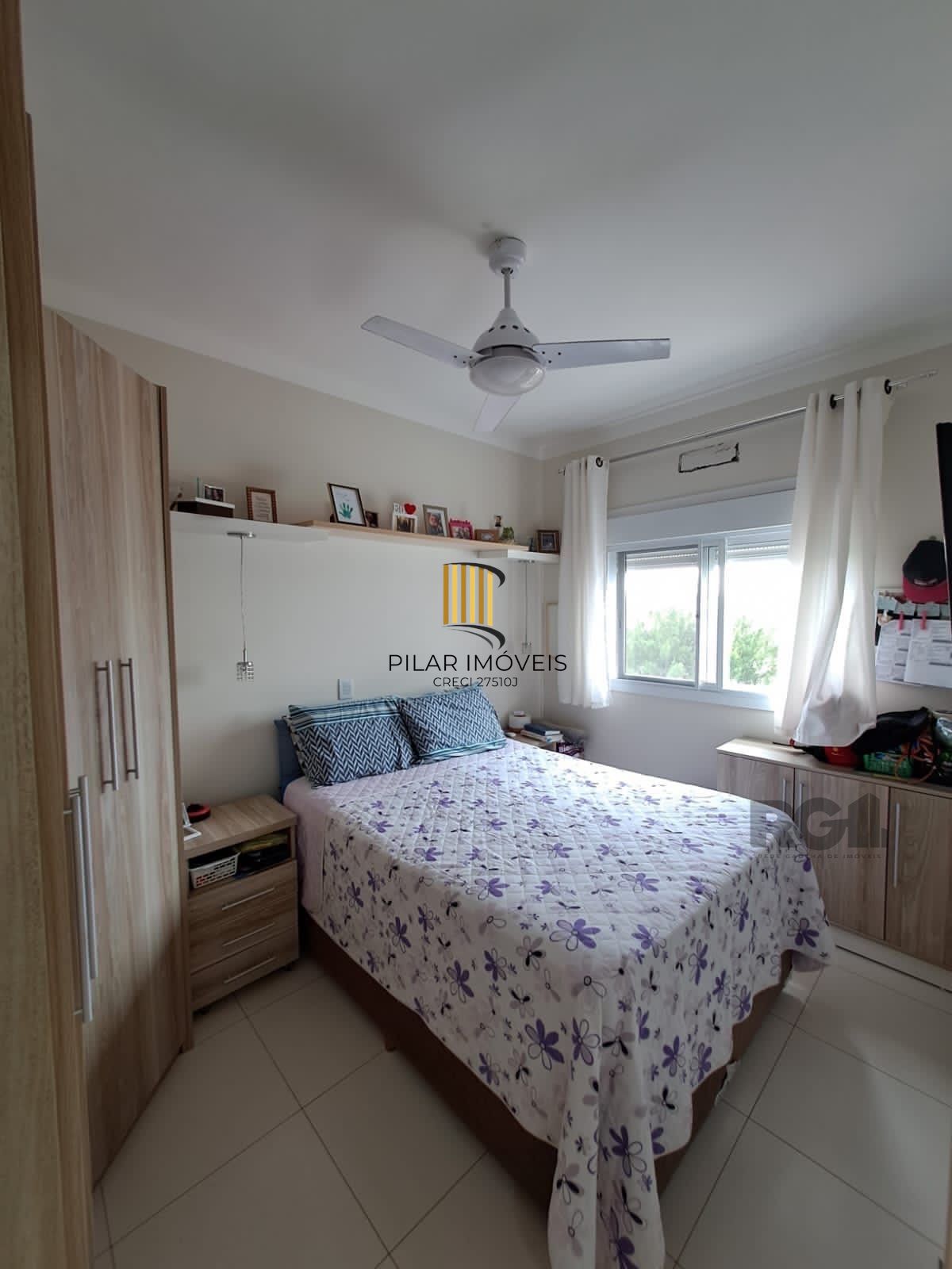 Apartamento para Venda - 68.75m², 2 dormitórios, sendo 1 suites, 1 vaga - Centro