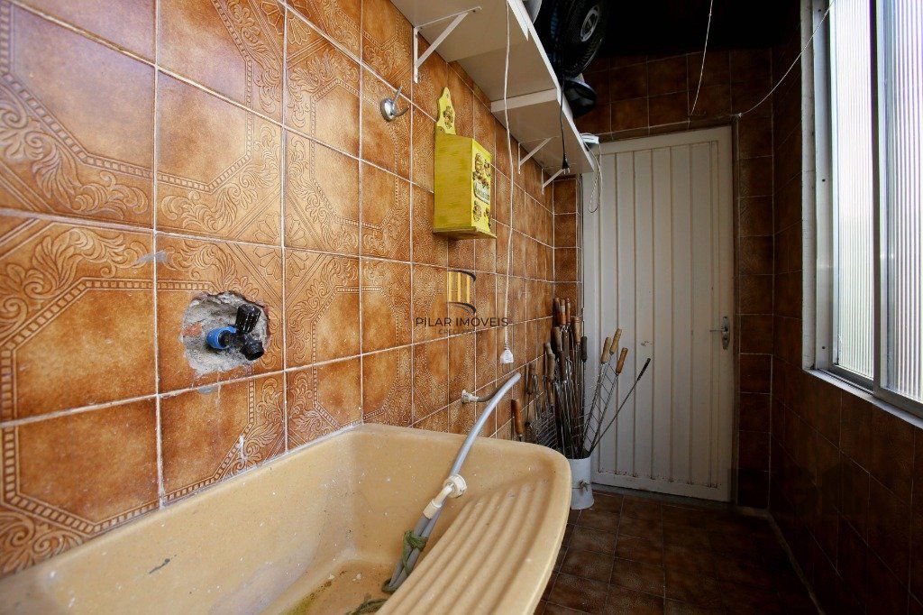 Cobertura para Venda - 115m², 2 dormitórios, 2 vagas - Nonoai