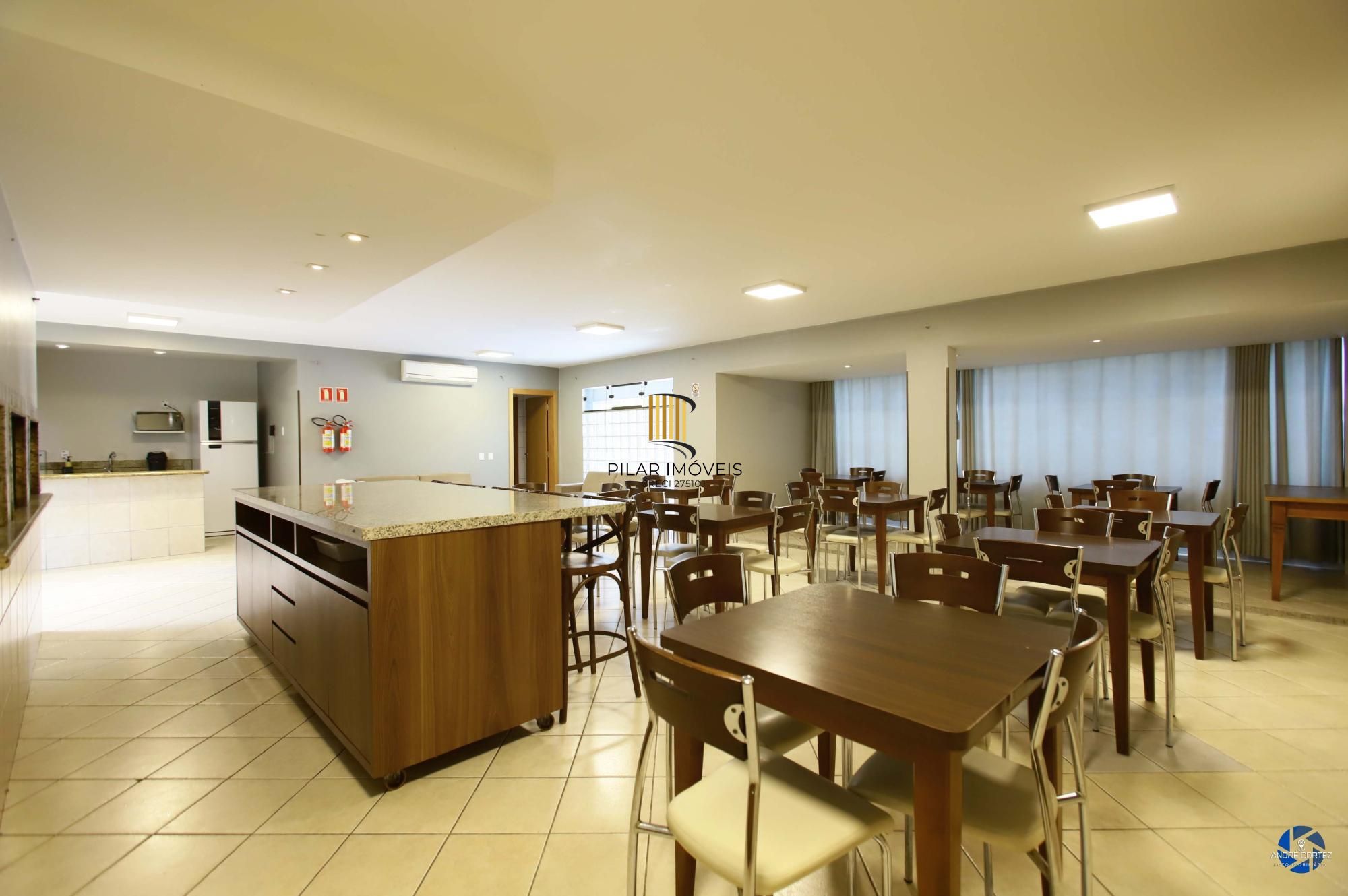 Apartamento 2 dormitórios no bairro Jardim Carvalho