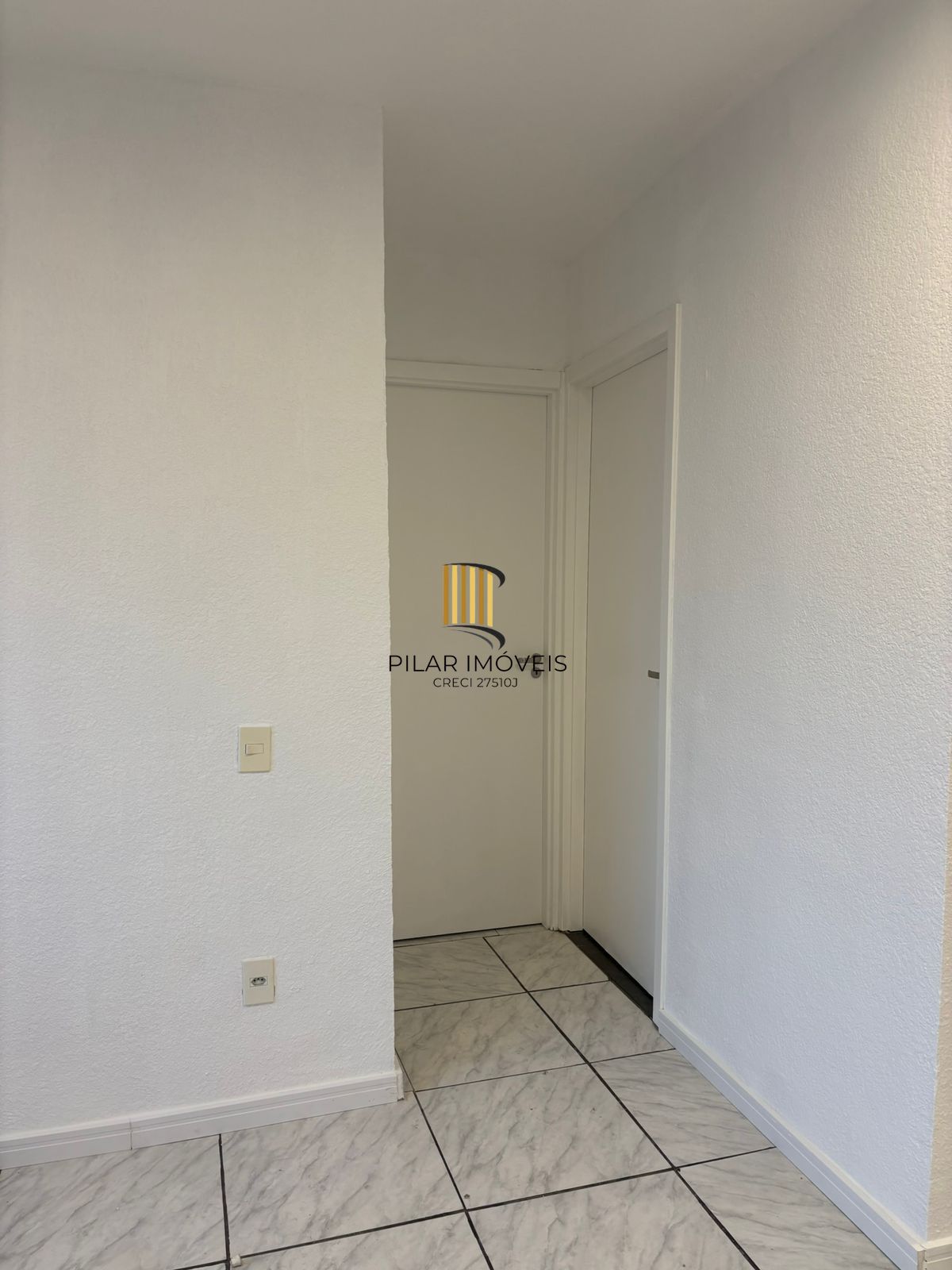 Apartamento 2 dormitórios no bairro Mário Quintana