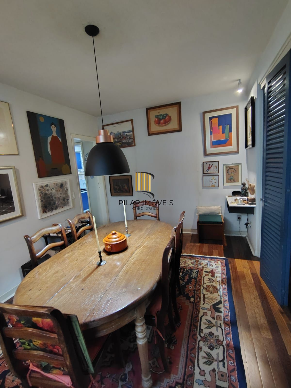 Casa no Bairro Petrópolis em Porto Alegre - Rua calma junto Av. Protásio Alves