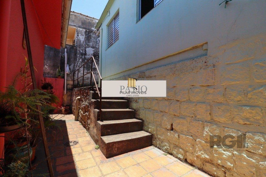 Casa 3 dormitórios no bairro Cristo Redentor