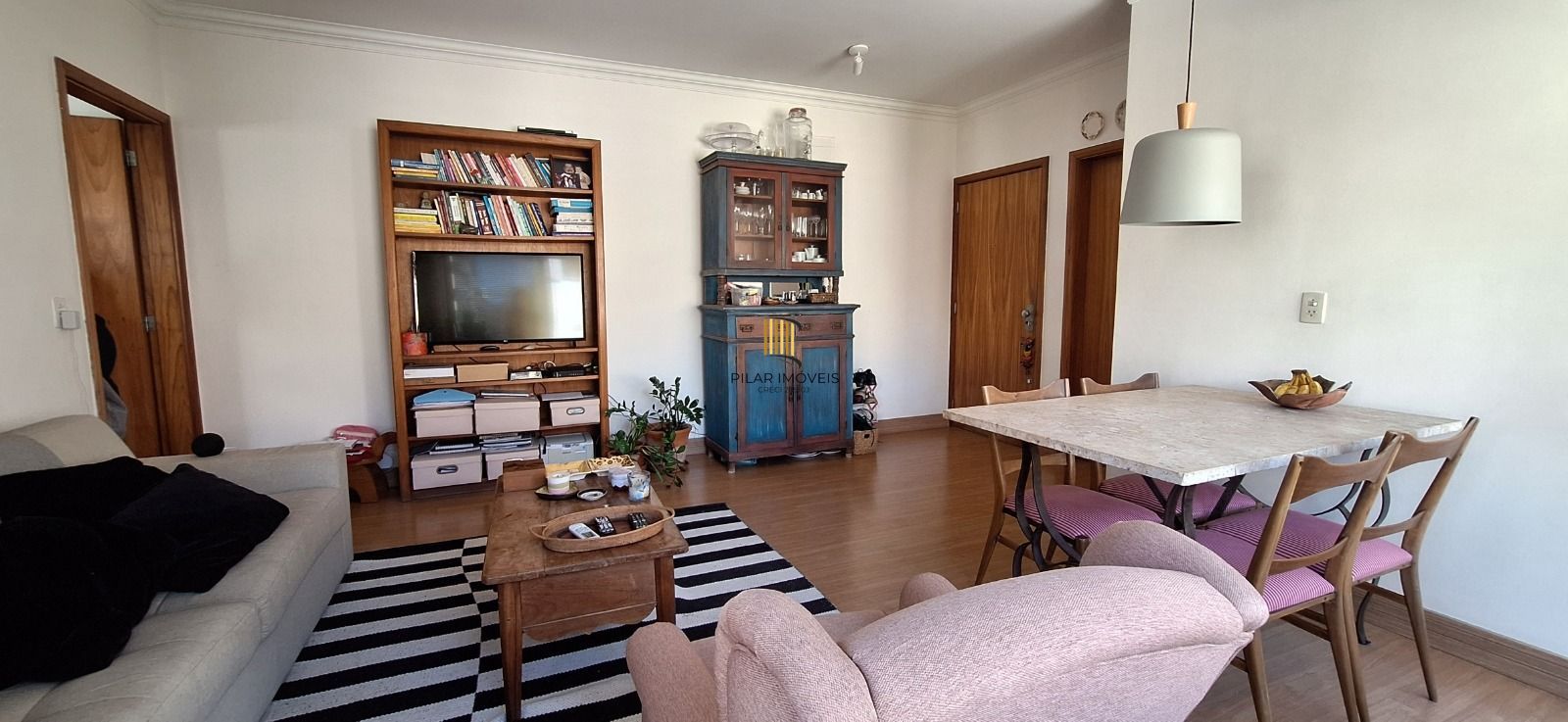 Apartamento 01 dormitório com garagem no Mont Serrat
